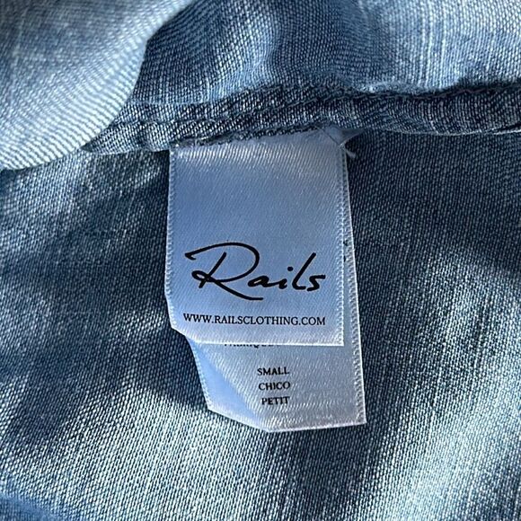 Rails Zimi Linen Blend Denim Blouse with Frayed Hem in Medium Vintage Wash Small - Picture 10 of 12